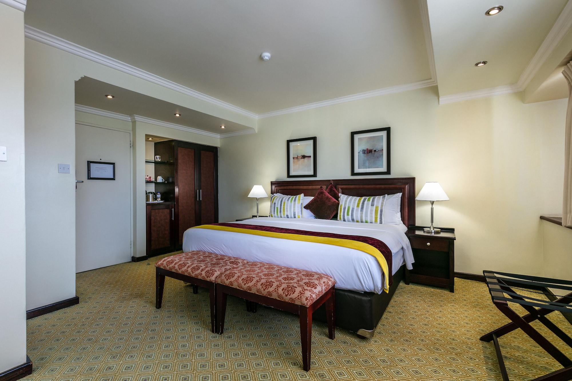 Cresta President Hotel Gaborone Extérieur photo