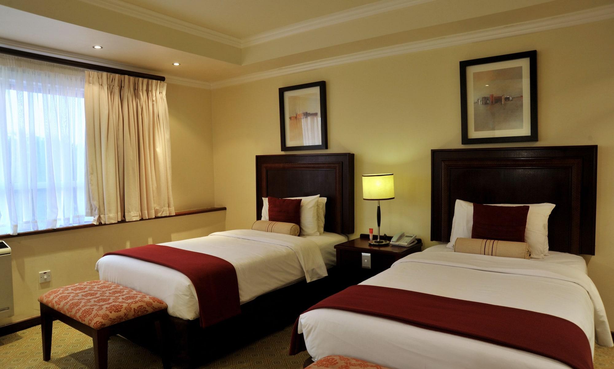Cresta President Hotel Gaborone Extérieur photo
