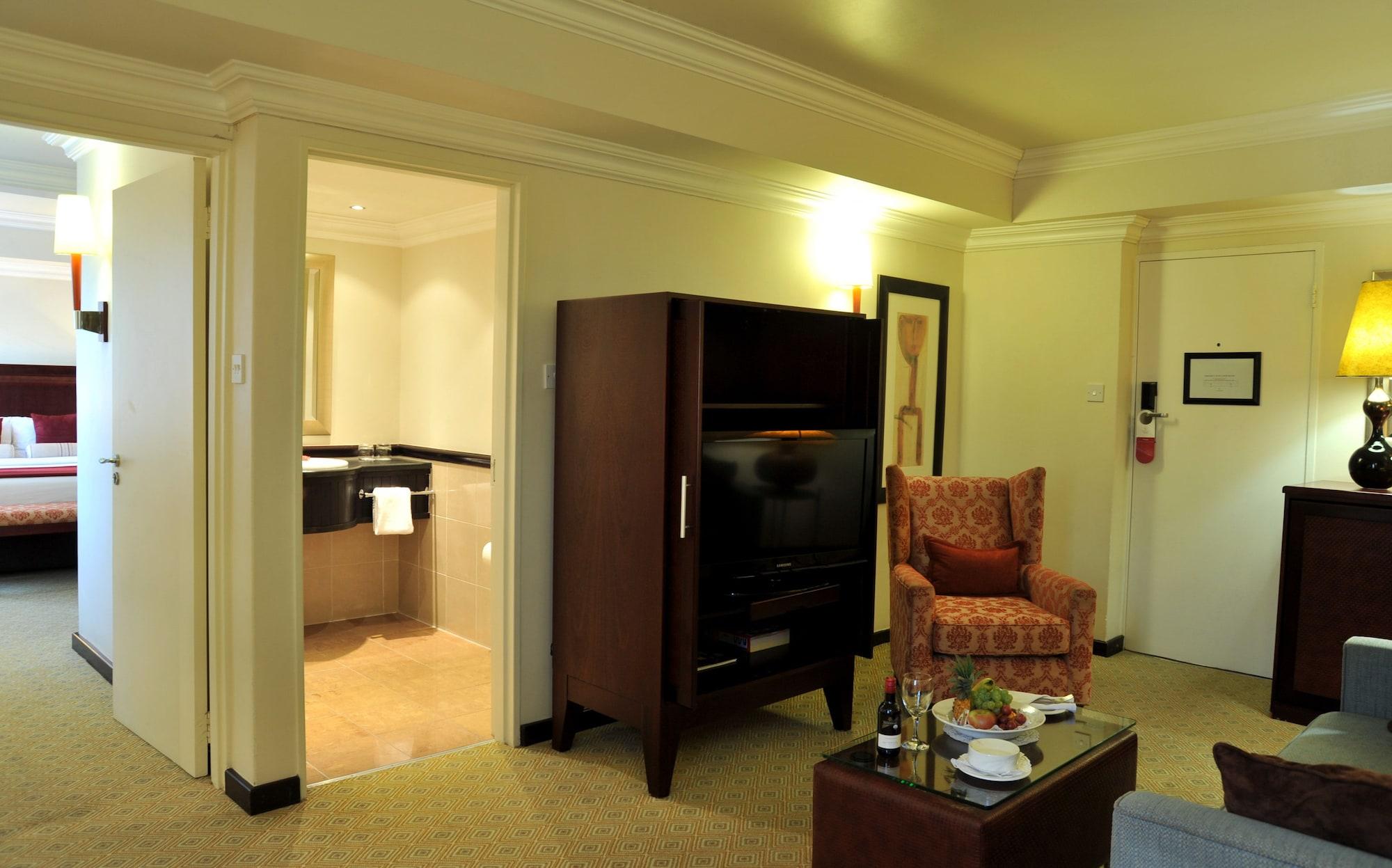 Cresta President Hotel Gaborone Extérieur photo