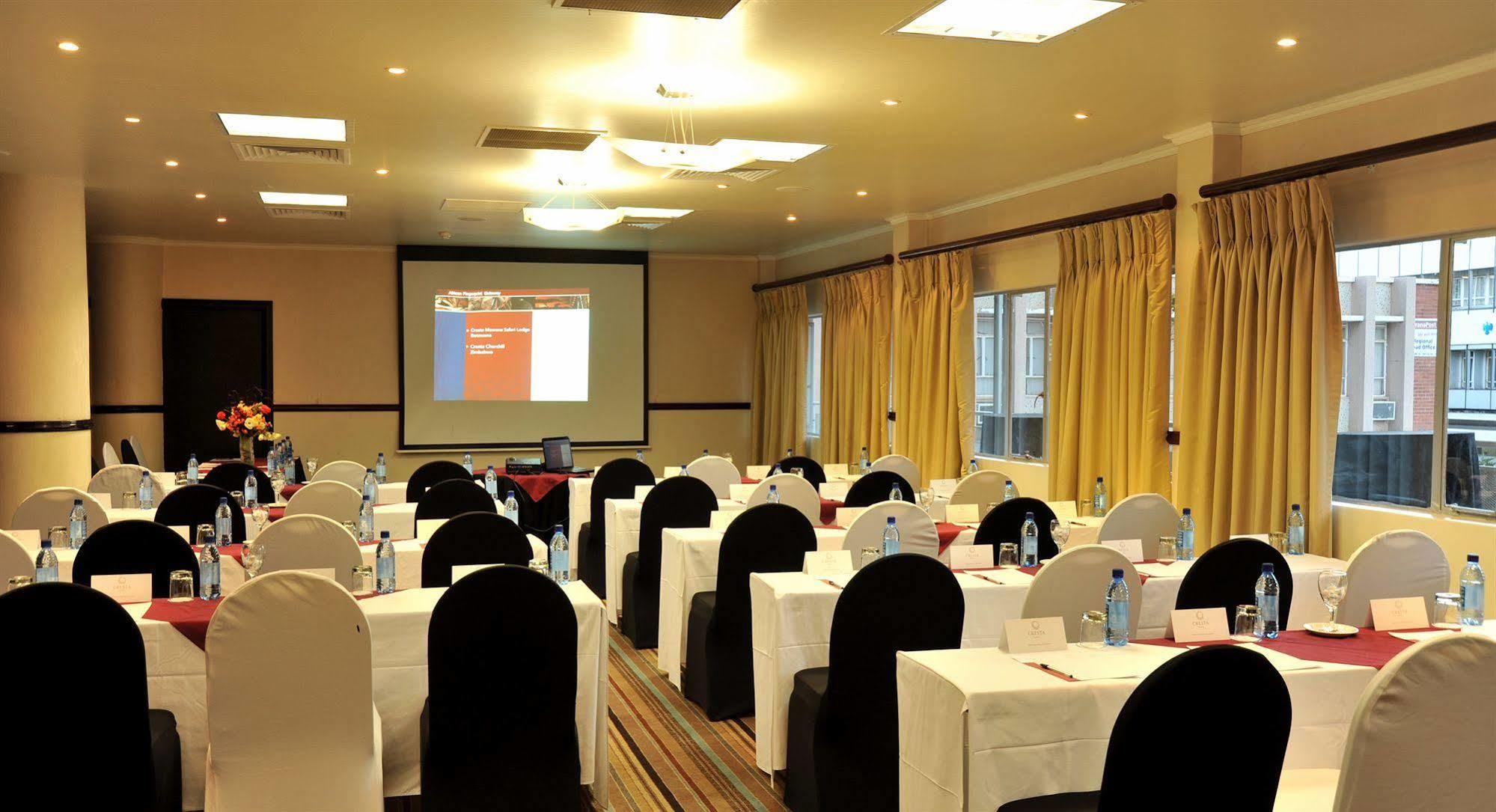 Cresta President Hotel Gaborone Extérieur photo